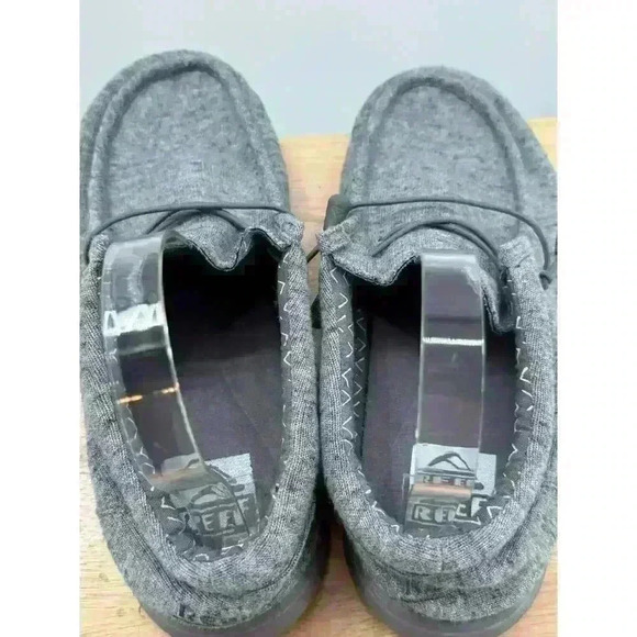 Reef Men's Gray Cushion Coast Slip-On Lightweight Knit Shoes - Size 11 - Picture 4 of 9